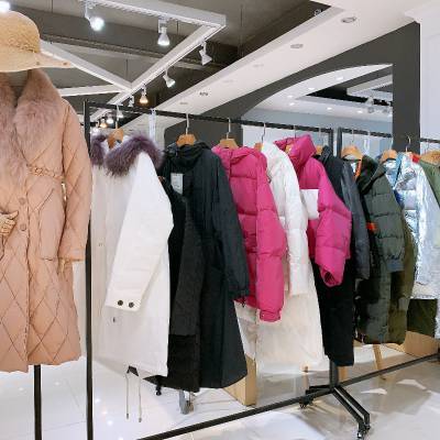 上海莎斯莱思尾货市场 一站式头饰批发指南