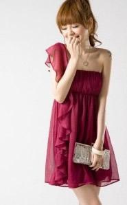 虎门时尚服饰集锦 短袖T恤、情侣装与精品裙一站式采购指南