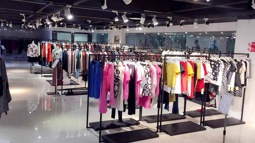 沐沐推荐 精选品牌折扣女装与头饰批发指南